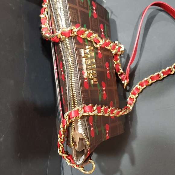Steve Madden brown plaid checkered cherry print bryder crossbody bag and charm - Picture 7 of 13